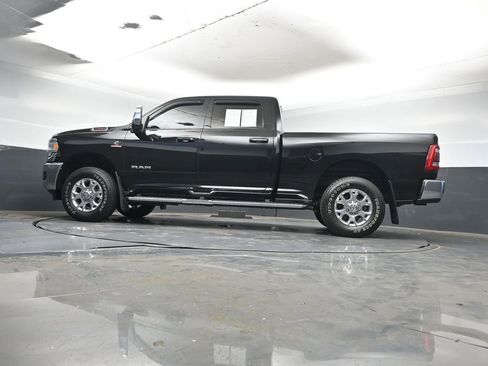 Used 2023 RAM 2500 Laramie image 31