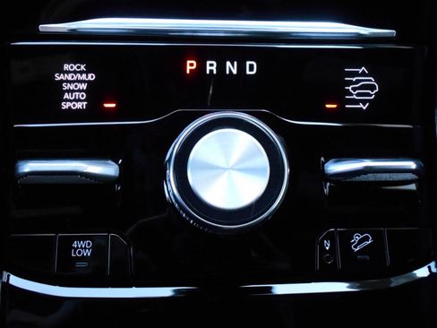 New 2025 Jeep Grand Cherokee L Summit image 17