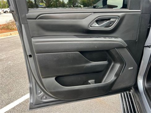 Used 2022 GMC Yukon XL AT4 w/ Max Trailering Package image 10