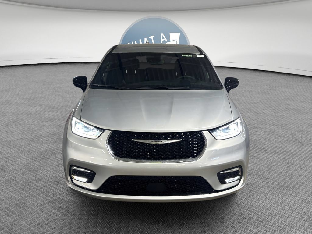 New 2026 Chrysler Pacifica Select FWD image 9