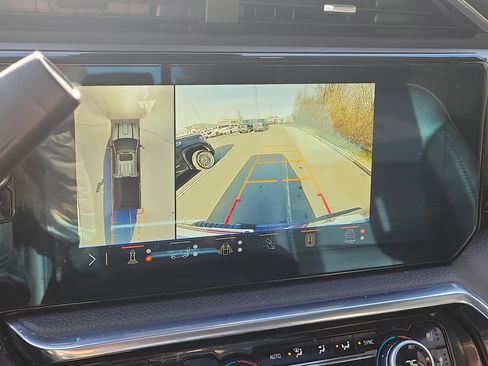 Used 2024 GMC Sierra 3500 Denali w/ Denali Reserve Package image 22