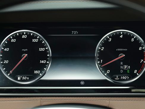 Used 2015 Mercedes-Benz S 550 4MATIC Sedan image 19