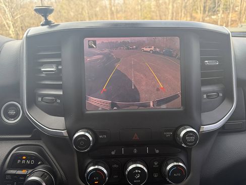 Certified 2019 RAM 1500 Big Horn image 17