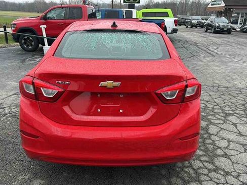Used 2019 Chevrolet Cruze LS w/ LS Convenience Package image 5
