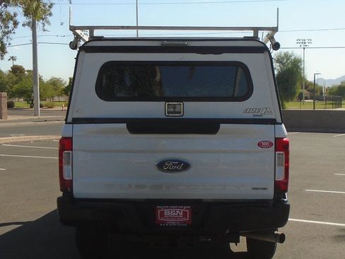 Used 2019 Ford F250 XL w/ Power Equipment Group RWD image 4