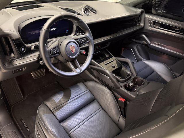 Certified 2026 Porsche Cayenne Turbo GT AWD/4WD image 4