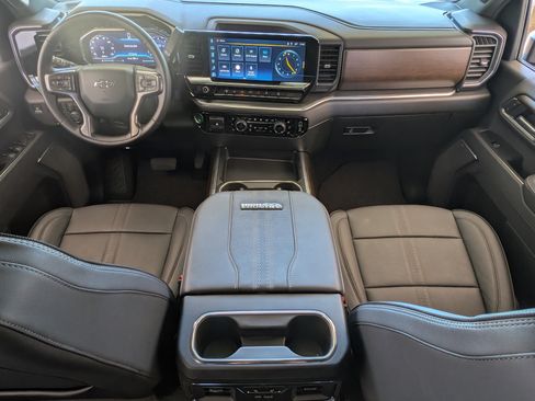 Used 2025 Chevrolet Silverado 2500 High Country w/ High Country Premium Package image 23