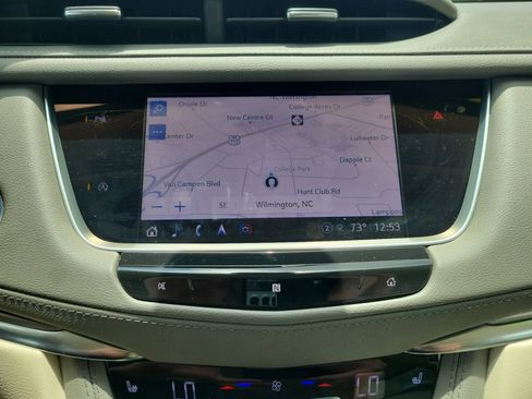 Used 2021 Cadillac XT5 Premium Luxury FWD image 21