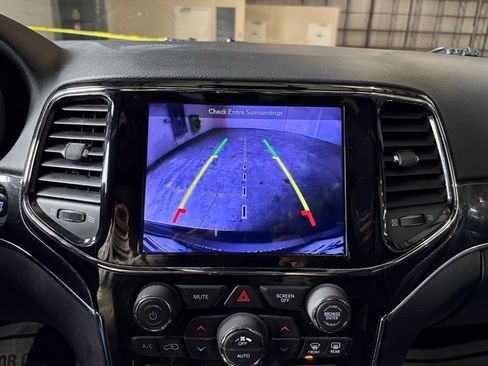 Used 2019 Jeep Grand Cherokee Trailhawk w/ Trailhawk Luxury Group image 42