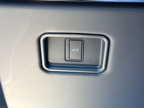 New 2026 Land Rover Range Rover Sport Dynamic SE AWD/4WD image 37