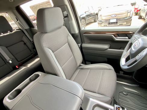 New 2026 GMC Sierra 1500 Elevation image 31