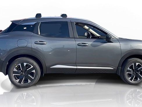 New 2026 Nissan Kicks SV w/ Cold Weather Package AWD/4WD image 4