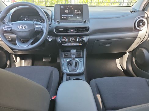 Used 2023 Hyundai Kona SEL image 15