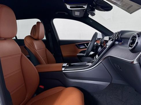 New 2026 Mercedes-Benz GLC 300 image 6
