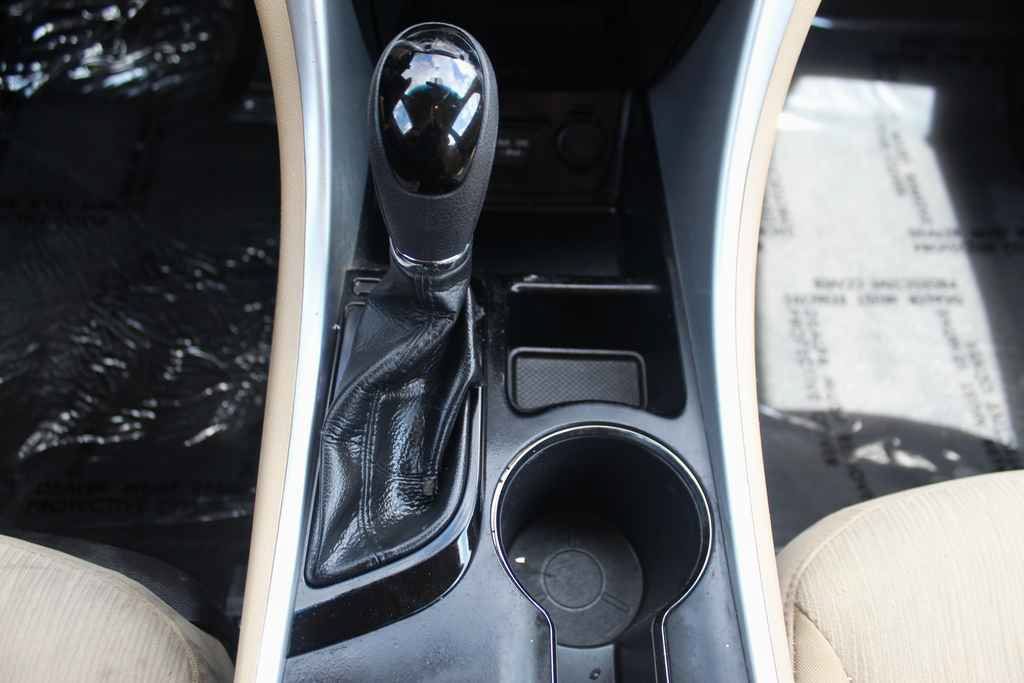 Used 2013 Hyundai Sonata GLS w/ Popular Equipment Pkg FWD image 19