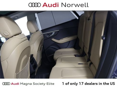 Certified 2025 Audi Q8 Prestige AWD/4WD image 23