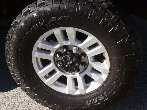 Used 2024 Ford F250 XLT w/ FX4 Off-Road Package image 10