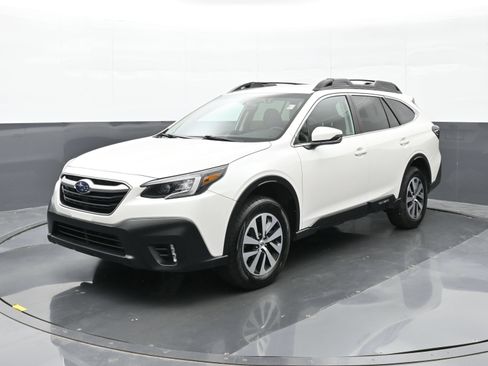 Used 2021 Subaru Outback Premium AWD/4WD image 8