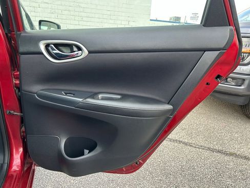 Used 2016 Nissan Sentra SR FWD image 44
