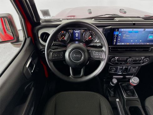 Used 2025 Jeep Wrangler Sport image 20
