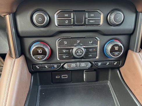 Used 2022 Chevrolet Tahoe High Country AWD/4WD image 60
