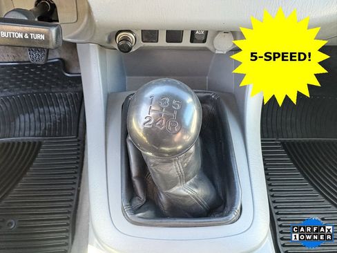 Used 2010 Toyota Tacoma 4x4 Access Cab image 2