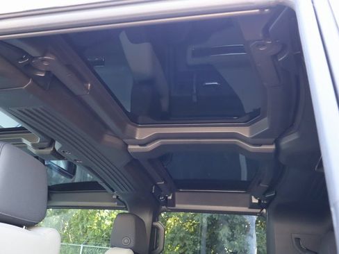 New 2026 GMC Hummer EV SUV AWD/4WD image 22
