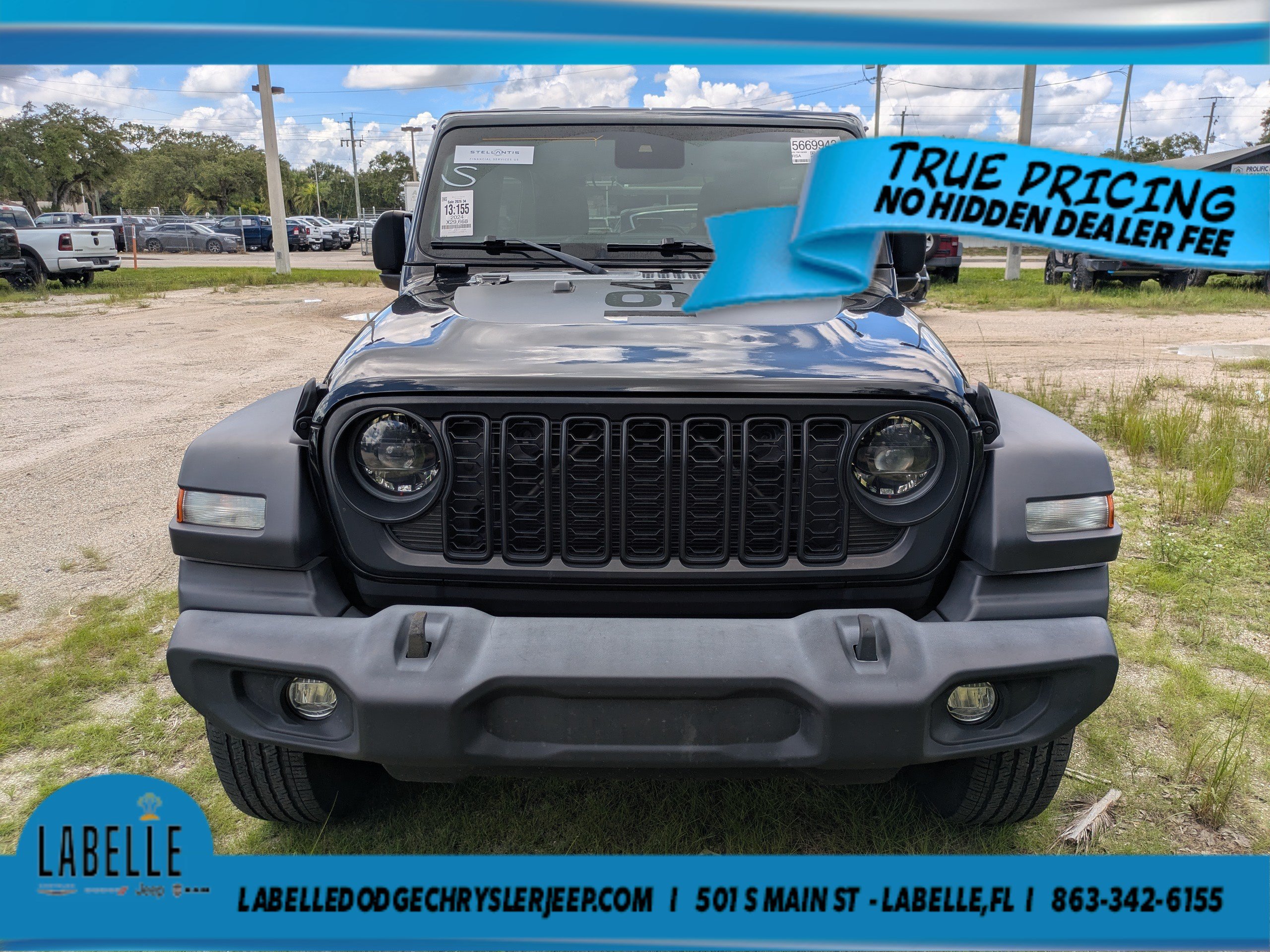 Used 2024 Jeep Wrangler Unlimited Sport AWD/4WD image 3