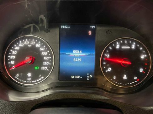 Used 2025 Mercedes-Benz Sprinter 2500 image 23