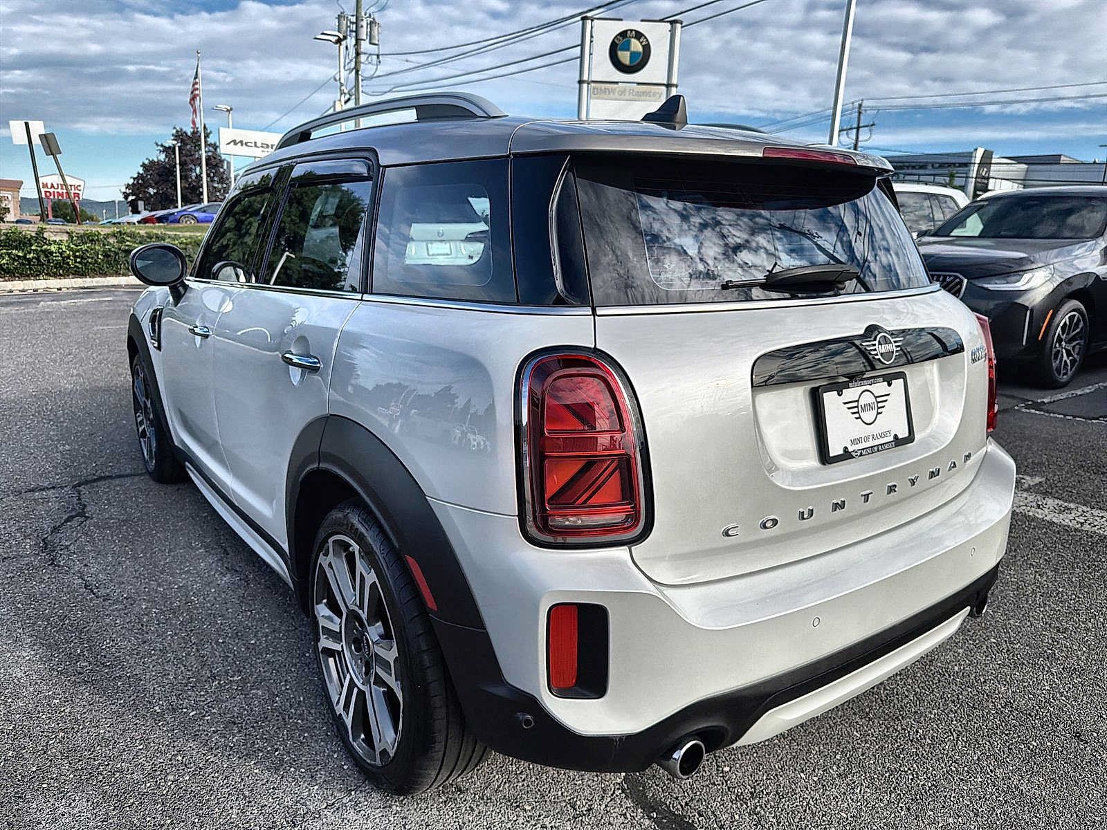 Used 2023 MINI Cooper Countryman S FWD image 12