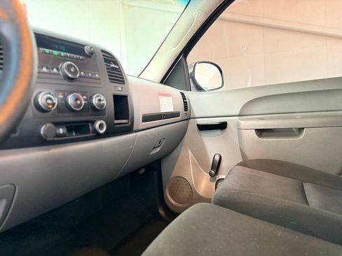 Used 2013 GMC Sierra 1500 W/T image 23