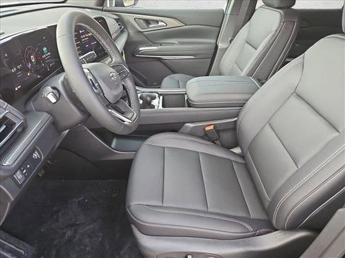 New 2026 Chevrolet Traverse LT w/ Midnight/Sport Edition image 4