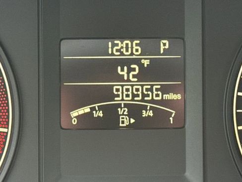 Used 2011 Volkswagen Jetta SE image 14