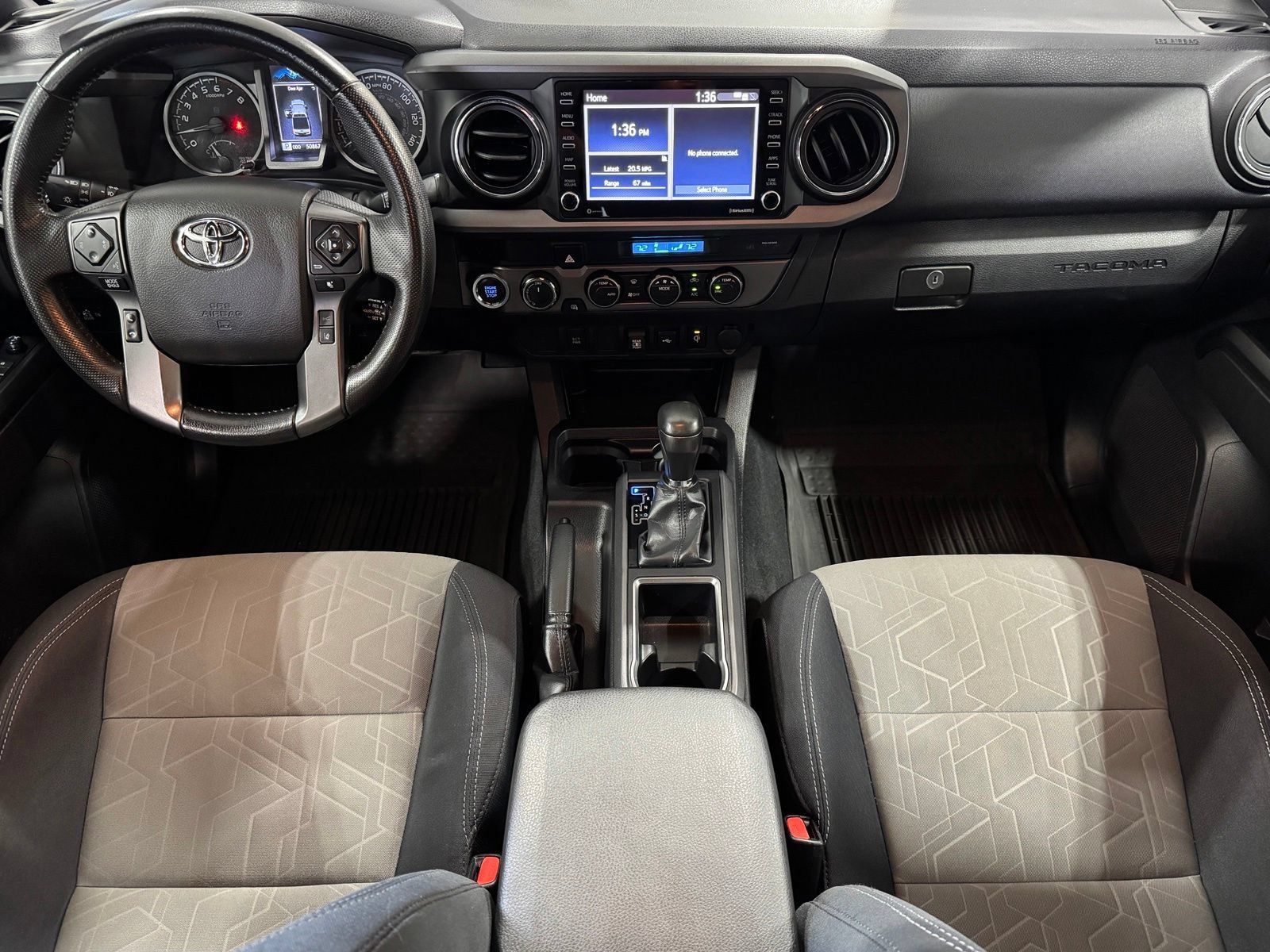 Used 2022 Toyota Tacoma TRD Sport AWD/4WD image 2