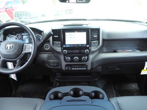 New 2026 RAM 5500 Tradesman w/ Chrome Appearance Group image 17