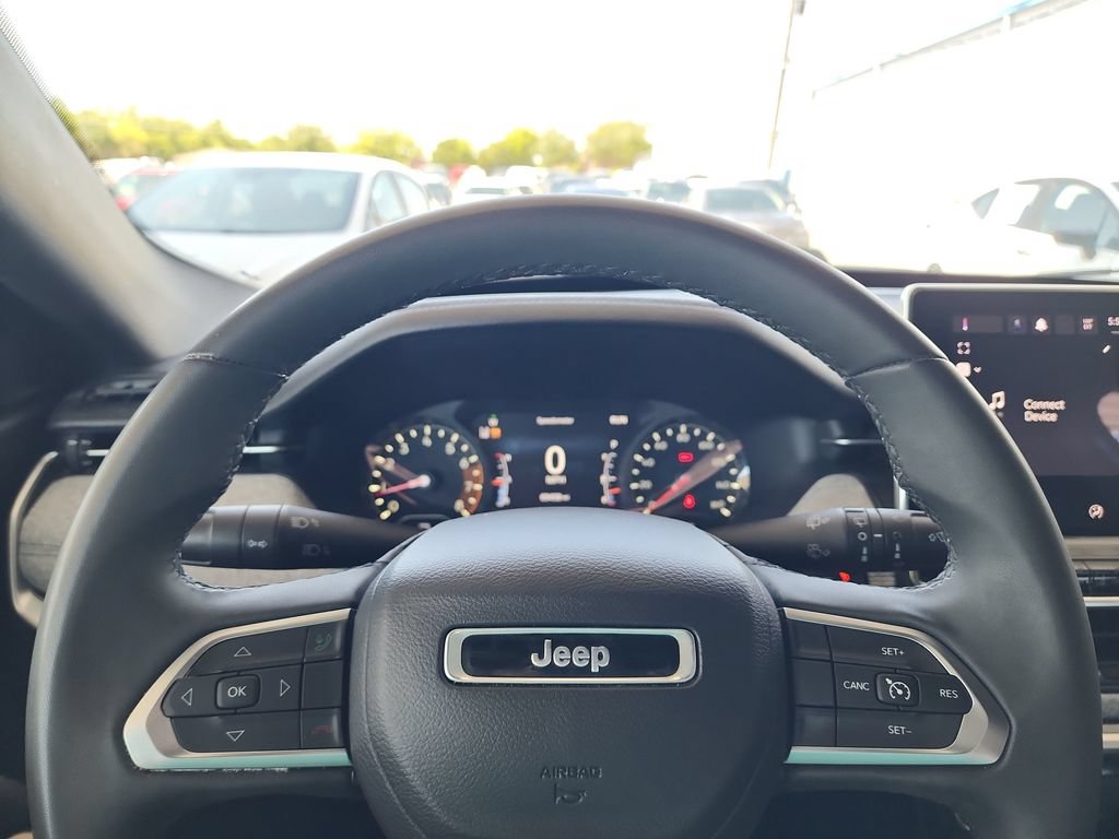 Used 2024 Jeep Compass Latitude AWD/4WD image 21