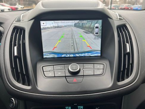 Used 2019 Ford Escape SEL image 20