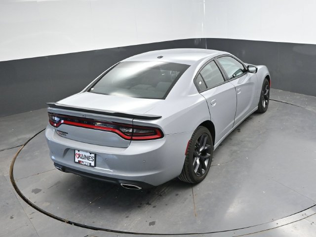 Used 2022 Dodge Charger SXT w/ Driver Convenience Group RWD image 30