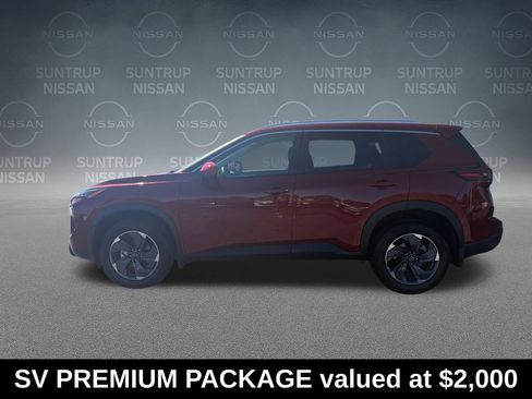 Used 2025 Nissan Rogue SV w/ SV Premium Package FWD image 2