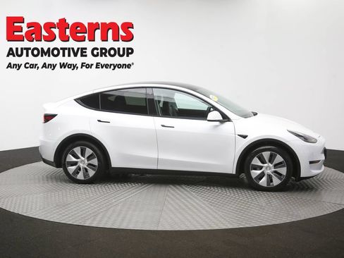 Used 2021 Tesla Model Y Long Range AWD/4WD image 43