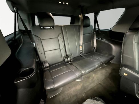 Used 2018 Chevrolet Suburban LT AWD/4WD image 24