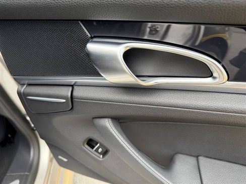 Used 2011 Porsche Panamera image 41