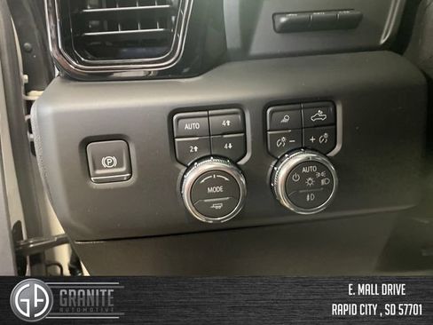 New 2026 GMC Sierra 2500 AT4X w/ AT4X AEV Edition AWD/4WD image 31