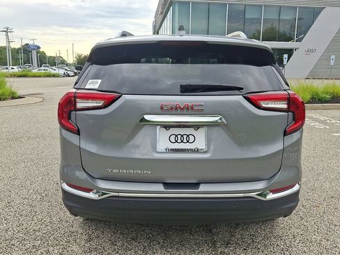 Used 2023 GMC Terrain SLT FWD image 5