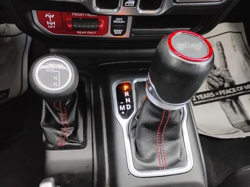 Used 2022 Jeep Wrangler Unlimited Rubicon w/ LED Lighting Group image 25