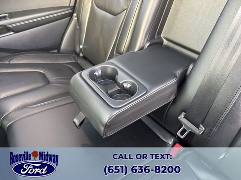 Used 2020 Ford Edge Titanium w/ Class II Trailer Tow Package image 32