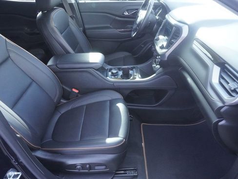 Used 2022 GMC Acadia AT4 w/ Preferred Package image 23