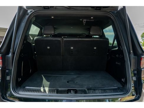 Used 2022 Jeep Wagoneer Series III AWD/4WD image 14