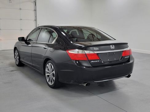 Used 2014 Honda Accord Sport image 7
