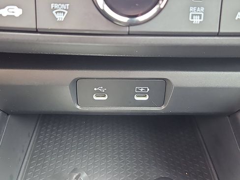 Used 2025 Honda Accord LX image 16